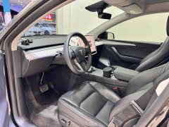 Tesla Model Y Rear-Wheel Drive - ფოტო 8
