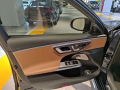 Mercedes-Benz E-Class E 300 L Luxury Sport - ფოტო 4