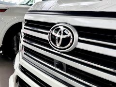 Toyota Land Cruiser (Imported) 4.0L Automatic - ფოტო 3