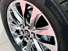 Toyota Land Cruiser (Imported) 4.0L Automatic - ფოტო 5