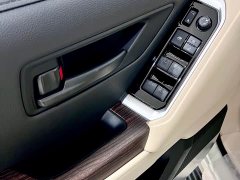 Toyota Land Cruiser (Imported) 4.0L Automatic - ფოტო 6