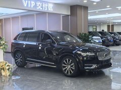 Volvo XC90 B6 Inscription Luxury 7-Seater - ფოტო 3