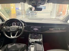 Audi Q7 55 TFSI quattro S line Sport - ფოტო 4