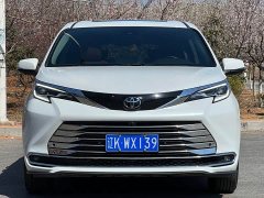 Toyota Sienna 2.5L Hybrid Comfort Edition - ფოტო 1