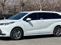 Toyota Sienna 2.5L Hybrid Comfort Edition - ფოტო 2