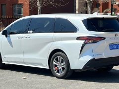 Toyota Sienna 2.5L Hybrid Comfort Edition - ფოტო 6