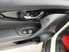 Nissan Qashqai 2.0L FWD Smart Connect Premium Edition - ფოტო 13