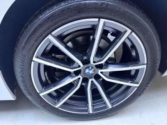 BMW 3 Series 320Li M Sport Package - ფოტო 20