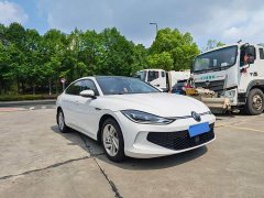 Volkswagen Lingdu 2022 Lingdu L 280TSI DSG Dazzling Red Edition - ფოტო 3