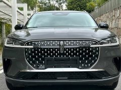 Lincoln Aviator 2.0T AWD Prestige Edition - ფოტო 2