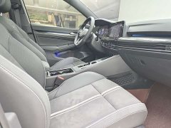 Volkswagen Golf 280TSI DSG R-Line 20th Anniversary Edition - ფოტო 8