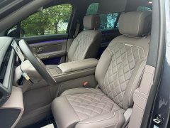 NIO ES8 Six-Seat Executive Signature Edition - ფოტო 12