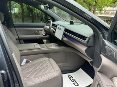 NIO ES8 Six-Seat Executive Signature Edition - ფოტო 18