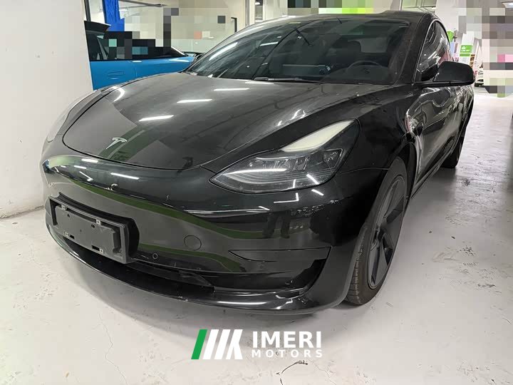 Tesla Model 3 Rear-Wheel Drive