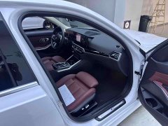 BMW 3 Series 320Li M Sport Package - ფოტო 9