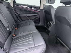 Volkswagen Passat Outstanding Edition 380TSI Dragon Prestige - ფოტო 12