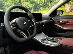 BMW 3 Series 330i M Sport Midnight Edition Package - ფოტო 7