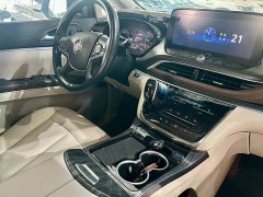 Buick GL8 Land Business Class 652T Luxury - ფოტო 17