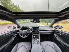 Toyota Avalon Hybrid 2.5L Luxury - ფოტო 4