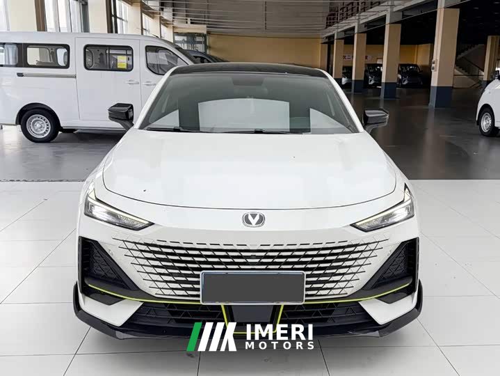 Changan UNI-V 1.5T Sport Edition - ავტომობილი ჩინეთიდან