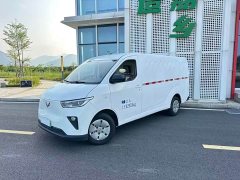 Wuling Yangguang 300km Comfort Enclosed Window Version 60kW - ფოტო 1