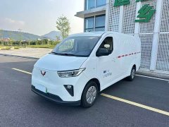 Wuling Yangguang 300km Comfort Enclosed Window Version 60kW - ფოტო 14