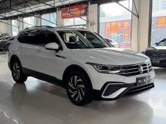 Volkswagen Tiguan L 330TSI Automatic Two-Wheel Drive Comfort Edition - ფოტო 3