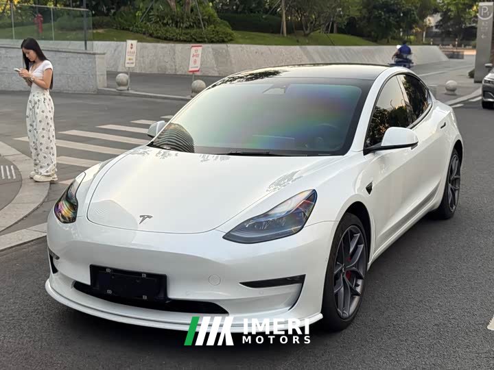 Tesla Model 3 Performance All-Wheel Drive