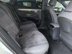 Voyah Lantu Zhaoguang 2023 Four-Wheel Drive Standard Edition - ფოტო 14