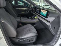 Voyah Lantu Zhaoguang 2023 Four-Wheel Drive Standard Edition - ფოტო 15