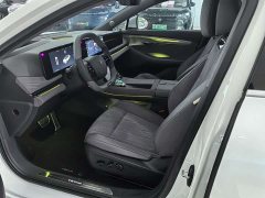 Voyah Lantu Zhaoguang 2023 Four-Wheel Drive Standard Edition - ფოტო 7