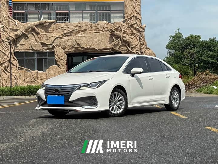 Toyota Asia Lion 2.0L Pioneer Edition - ავტომობილი ჩინეთიდან