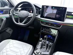 Volkswagen Taos 380TSI AWD R-Line High Performance Edition - ფოტო 6