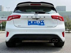 Ford Focus Hatchback EcoBoost 180 Automatic ST Line - ფოტო 7