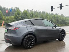 Tesla Model Y Rear-Wheel Drive Launch Edition - ფოტო 8