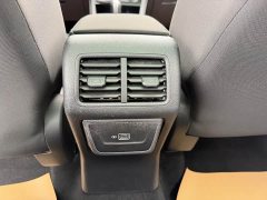 Volkswagen Jetta VS7 280TSI Automatic Entry-Level - ფოტო 13
