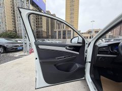 Volkswagen Jetta VS7 280TSI Automatic Entry-Level - ფოტო 15