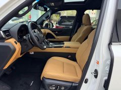 Lexus LX 700h Premier Edition - ფოტო 4