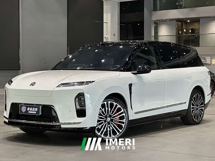 NIO ES8 Six-Seat Executive Signature Edition