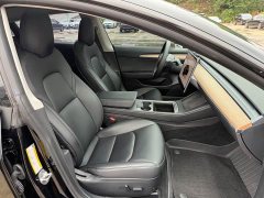 Tesla Model 3 Performance All-Wheel Drive - ფოტო 11