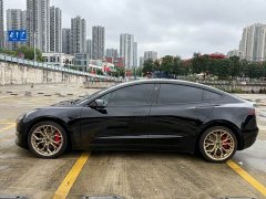 Tesla Model 3 Performance All-Wheel Drive - ფოტო 4