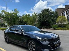 BMW 5 Series 530Li Premier M Sport Package - ფოტო 3