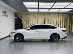 Volkswagen Lingdu L 280TSI DSG Dazzling Red Edition - ფოტო 7