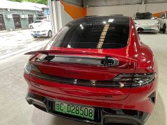 Xiaomi SU7 Four-Wheel Drive Max Edition - ფოტო 8