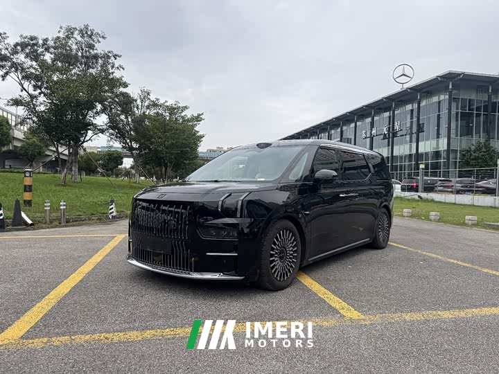 Zeekr 009 Six-Seat Executive AWD 108kWh