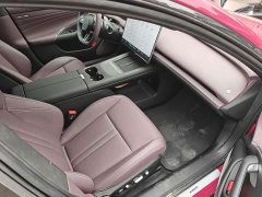 Xiaomi SU7 Rear-Wheel Drive Standard Edition - ფოტო 9