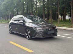 Volkswagen Golf GTI 380TSI DSG GTI - ფოტო 3