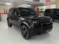 Land Rover Defender 110 3.0T P400 X-Dynamic HSE - ფოტო 3