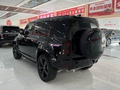 Land Rover Defender 110 3.0T P400 X-Dynamic HSE - ფოტო 5