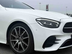 Mercedes-Benz E-Class (Imported) E 260 Coupe - ფოტო 4